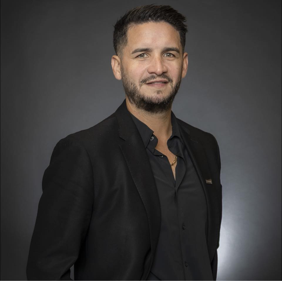 Carlos Morales — founder and coach at HOOK2LEAD